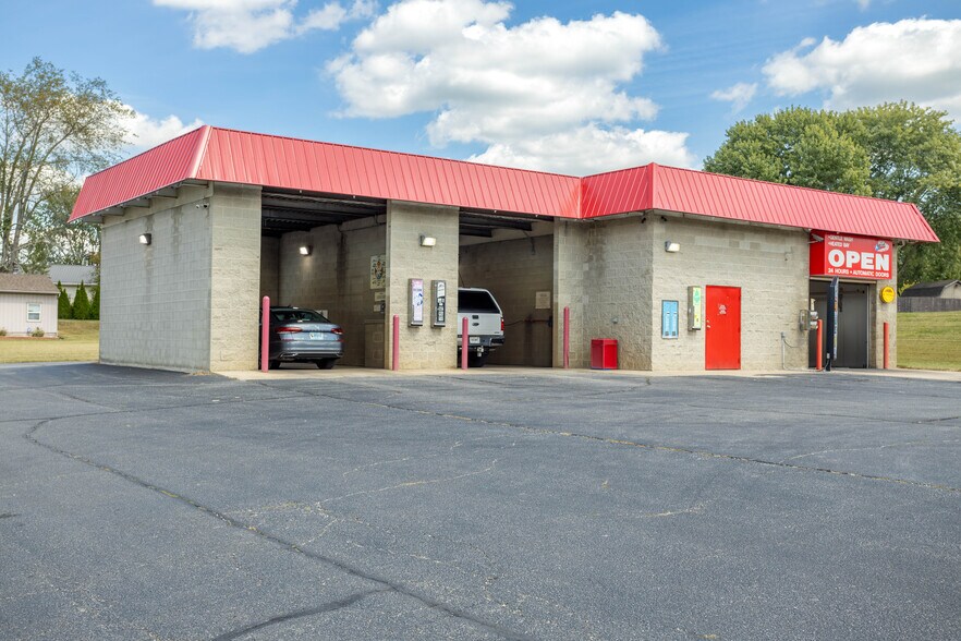 362 W Main St, Rossville, IN à vendre - Photo de l’immeuble – Image 3 sur 16