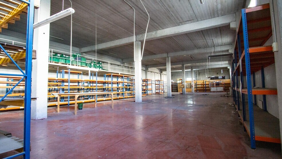 Industriel/Logistique dans Petrer à vendre - Photo intérieure – Image 3 sur 17