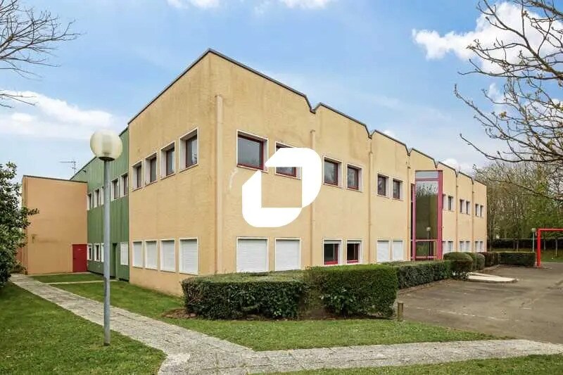 Bureau dans Trappes à louer Photo de l’immeuble– Image 1 sur 21