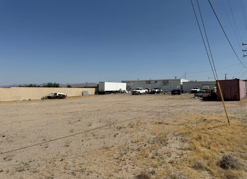 1560 State St, Barstow, CA à vendre Photo principale– Image 1 sur 7