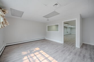 89 N Main St, Andover, MA à louer Photo intérieure– Image 2 sur 5