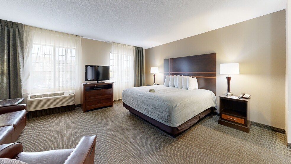 Aspen Select and Aspen Suites portefeuille de 2 biens à vendre sur LoopNet.fr - Numérisation 3D Matterport – Image 3 sur 30