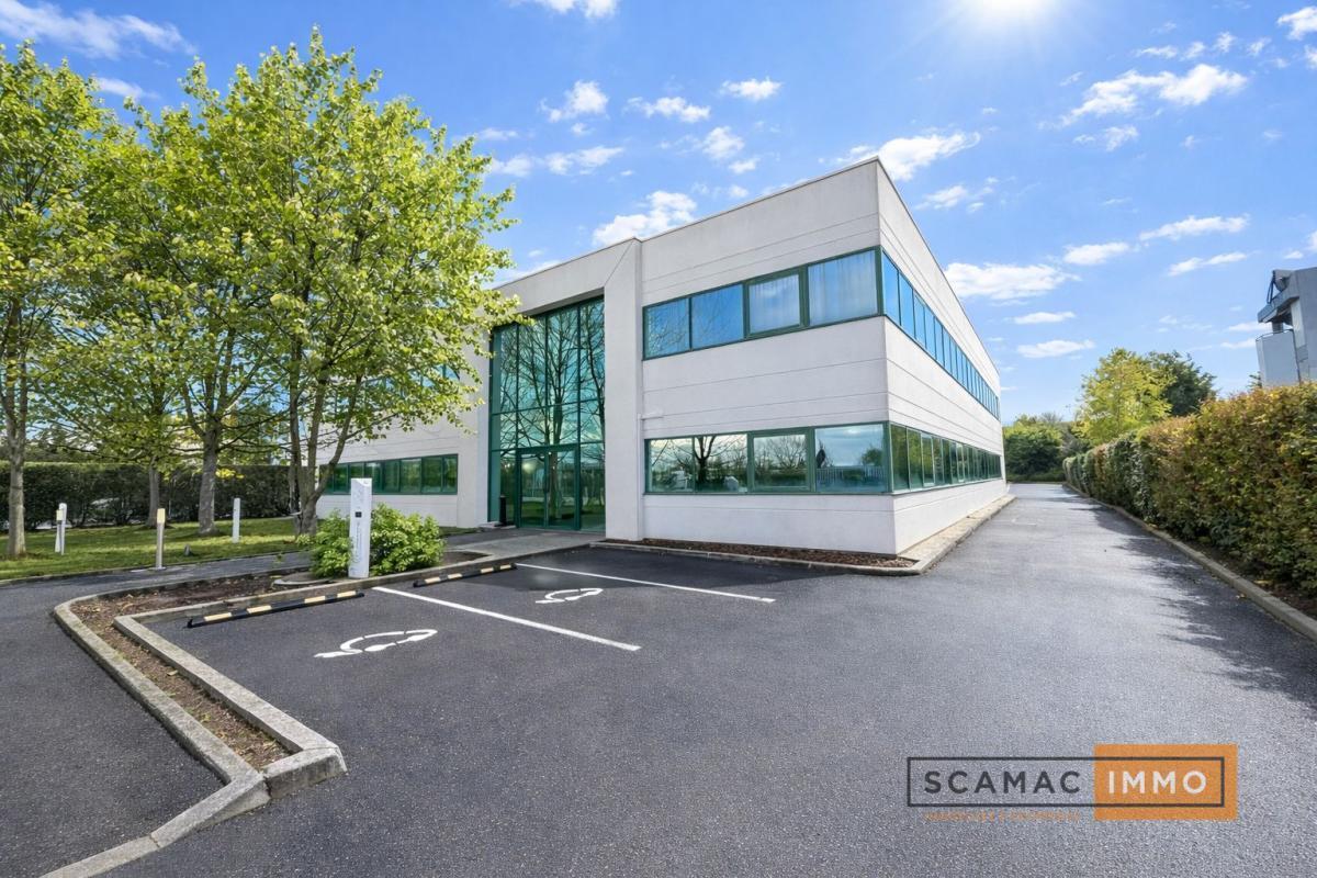 9 Avenue Des Froides Bouillies, Morangis à vendre Photo de l’immeuble– Image 1 sur 6