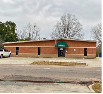 107 Charlotte Ave, Sanford, NC à vendre - Photo principale – Image 1 sur 2