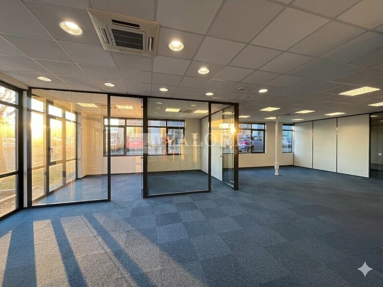 598 Boulevard Albert Camus, Villefranche-sur-Saône à louer - Photo intérieure – Image 3 sur 7