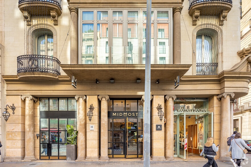Carrer Pelai, 14, Barcelone, Barcelona à louer - Photo de l’immeuble – Image 3 sur 4