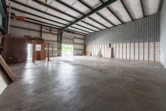 123-139 Ragland Rd, Jackson, TN à louer Photo intérieure– Image 1 sur 5