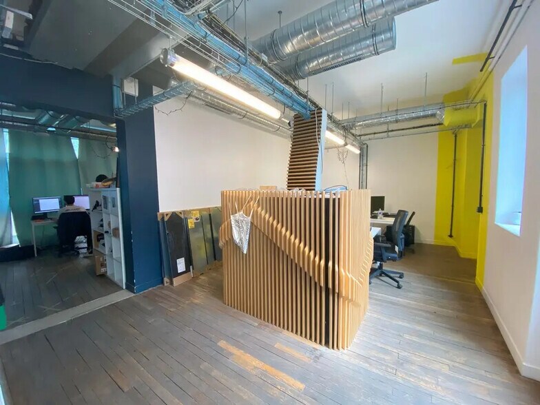 Bureau dans Paris à louer - Photo de l’immeuble – Image 2 sur 10