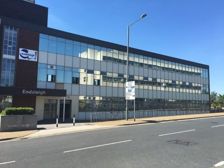 Kingsway, Burnley à louer - Photo principale – Image 1 sur 13