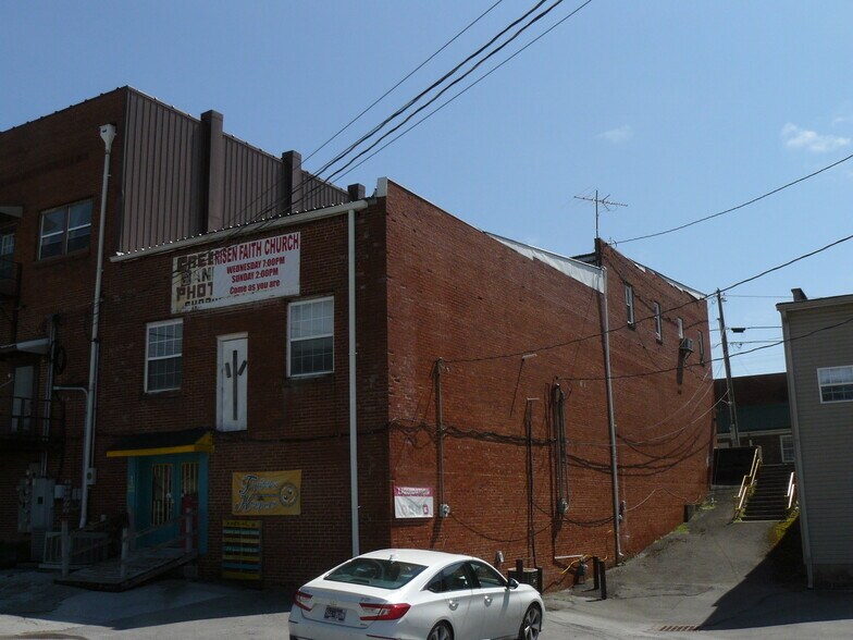 130 Main St, New Tazewell, TN à vendre - Photo de l’immeuble – Image 3 sur 16