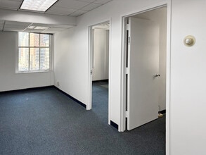 425 Madison Ave, New York, NY à louer Photo intérieure– Image 2 sur 13