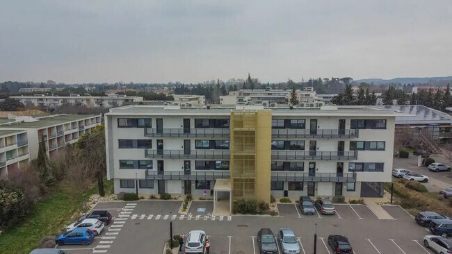 Plus de détails pour Bureau à vendre