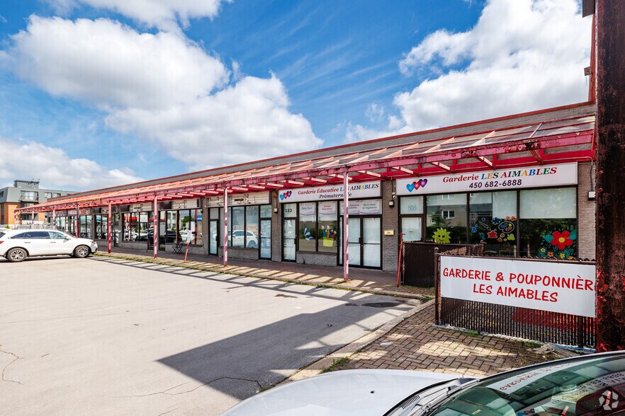 376-390 Boul Curé-Labelle, Laval, QC à vendre - Photo de l’immeuble – Image 1 sur 1