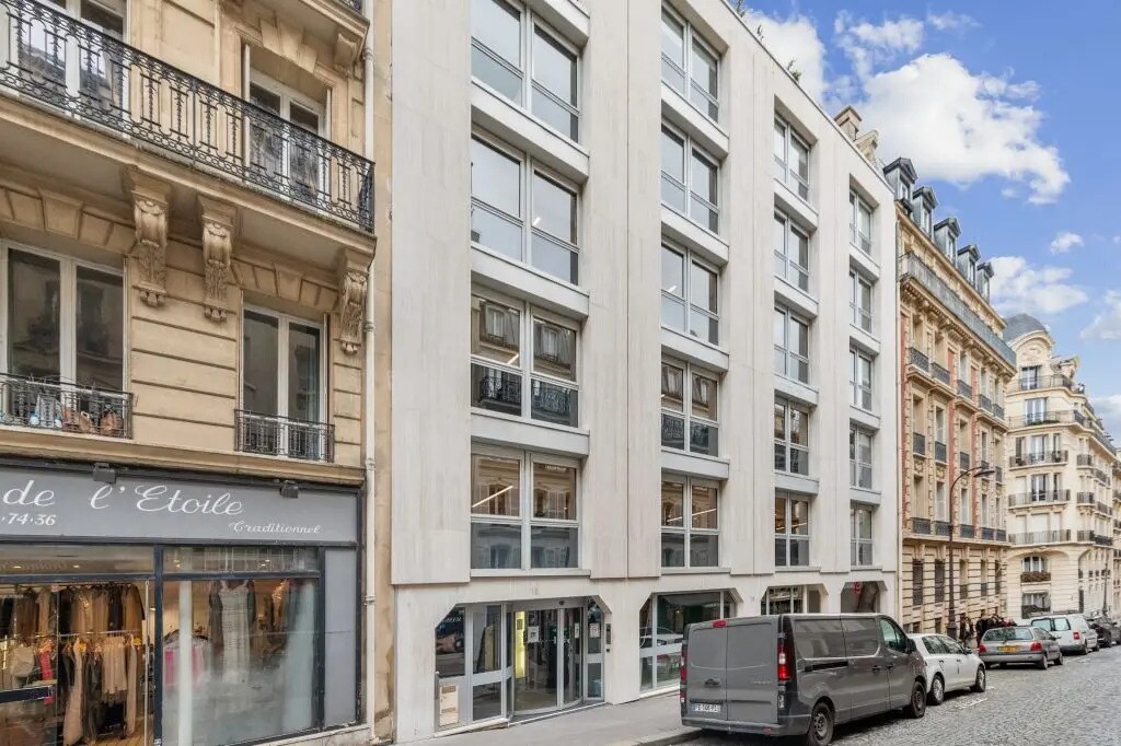 18 Rue Jean Giraudoux, Paris à louer Photo de l’immeuble– Image 1 sur 7