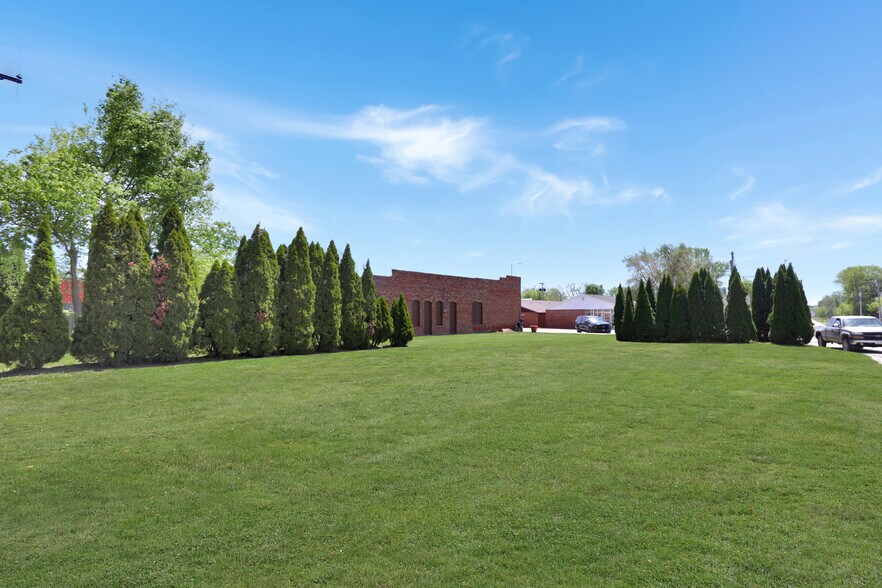 1107 Thomas St, Redfield, IA à vendre - Photo de l’immeuble – Image 2 sur 20