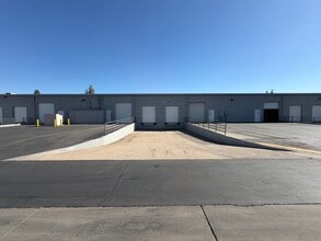 1430-1454 W 12th Pl, Tempe, AZ à louer Photo intérieure– Image 2 sur 17