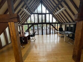 Plus de détails pour 4 Hillside Rd, Aldershot - Bureau à louer