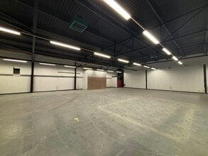 16 Macadam Pl, Irvine à louer Photo intérieure– Image 1 sur 4