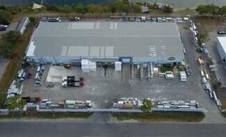 Plus de détails pour 17550 East St, North Fort Myers, FL - Industriel/Logistique à louer