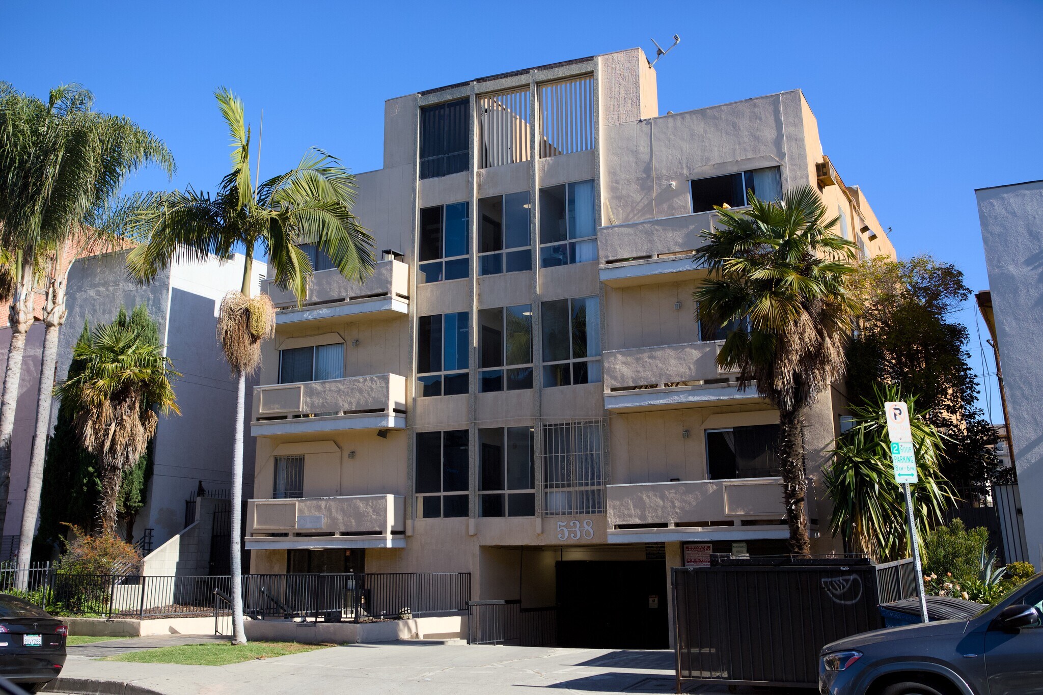 538 S Oxford Ave, Los Angeles, CA à vendre Photo principale– Image 1 sur 17