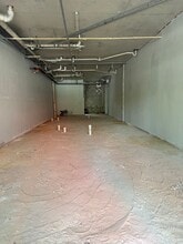 7671 NW 107th Ave, Doral, FL à louer Photo de l’immeuble– Image 2 sur 5