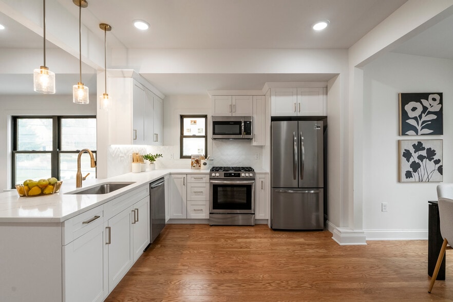 167 Harrison Ave, Montclair, NJ à vendre - Photo de l’immeuble – Image 3 sur 38
