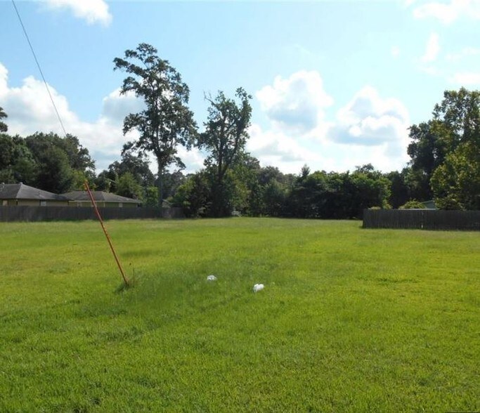 Tbd North Martin Luther King Hwy, Lake Charles, LA à vendre - Photo principale – Image 1 sur 9