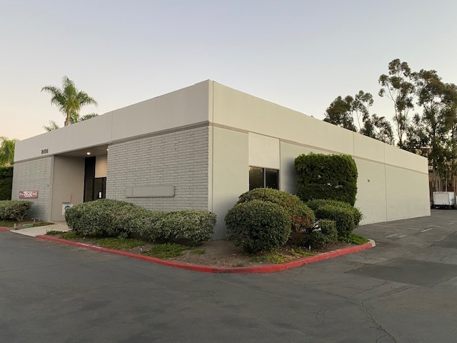 8494 Commerce Ave, San Diego, CA à louer Photo de l’immeuble– Image 1 sur 6