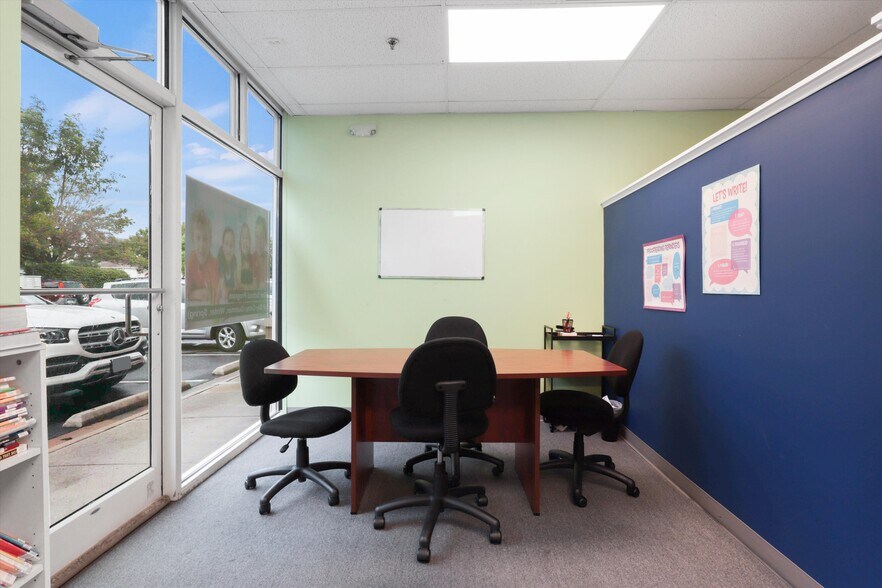 43053 Pemberton Sq, Chantilly, VA à louer - Photo intérieure – Image 2 sur 15