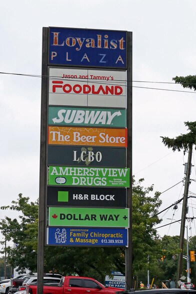 4507 Bath Rd, Loyalist, ON à vendre - Photo de l’immeuble – Image 3 sur 3