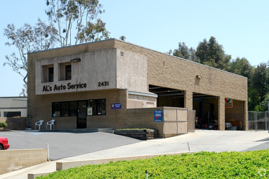 2431 Auto Park Way, Escondido, CA à vendre - Photo de l’immeuble – Image 3 sur 5