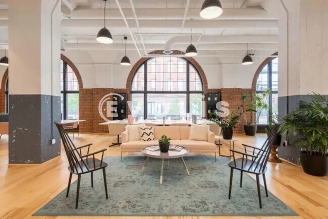 Plus de détails pour Bureau à louer