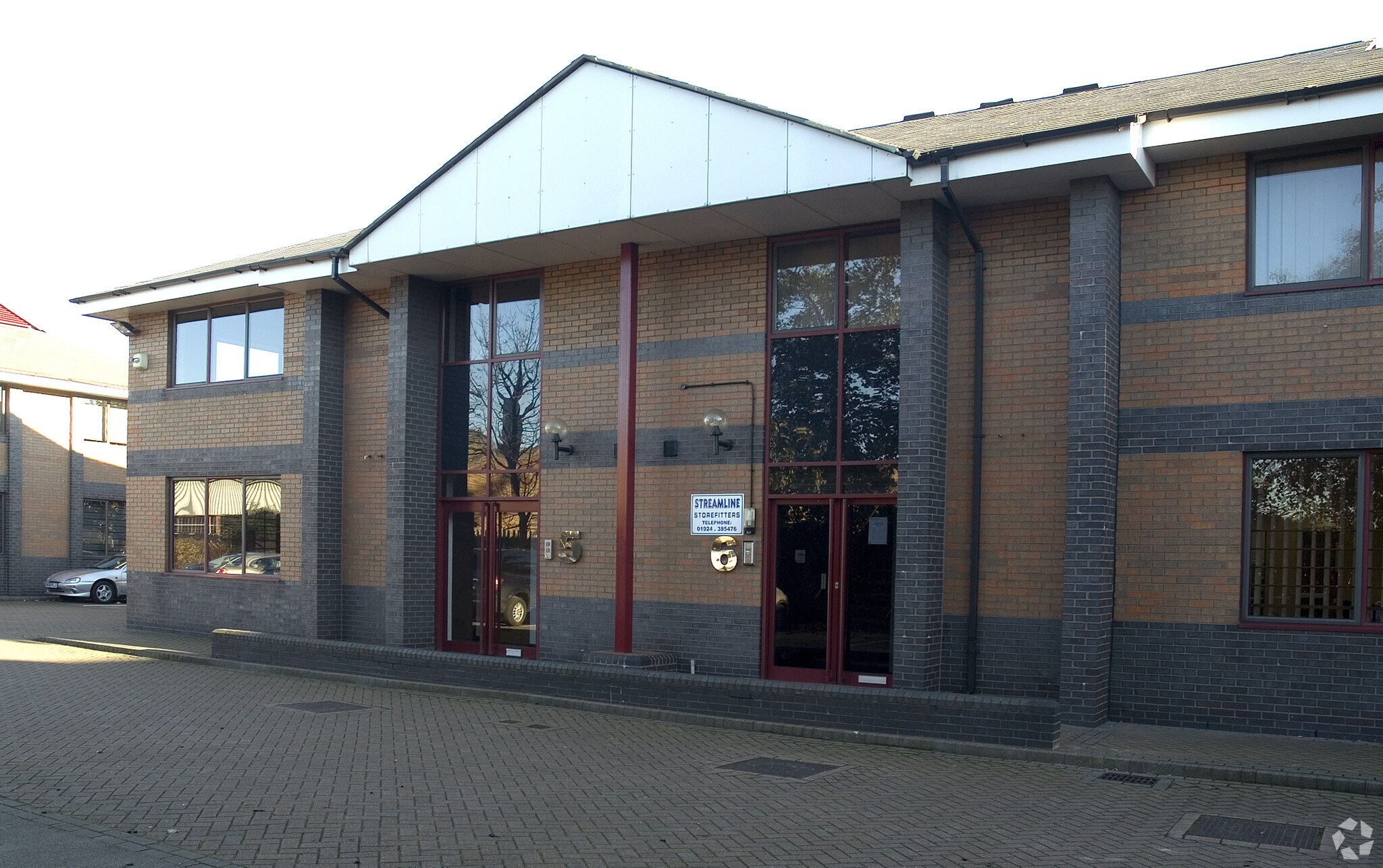 Monckton Rd, Wakefield à louer Photo principale– Image 1 sur 4