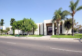 Plus de détails pour 5471 La Palma Ave, La Palma, CA - Bureau/Médical, Médical à louer