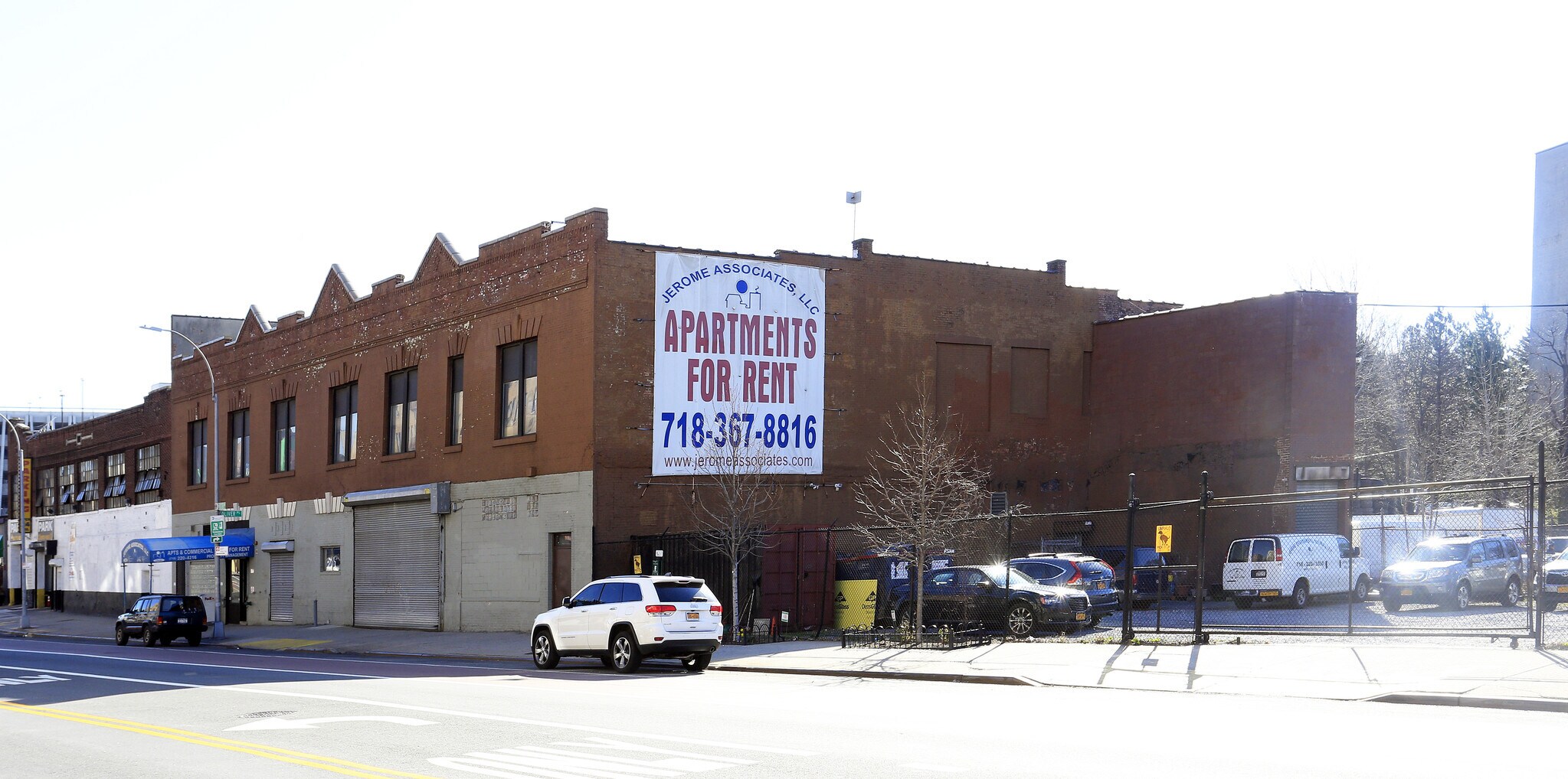 2800 Webster Ave portefeuille de 2 biens à vendre sur LoopNet.fr Photo principale– Image 1 sur 2