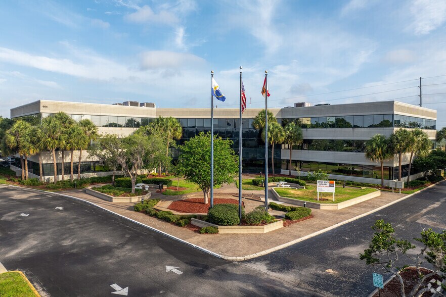 604 Courtland St, Orlando, FL à louer - Photo de l’immeuble – Image 1 sur 12