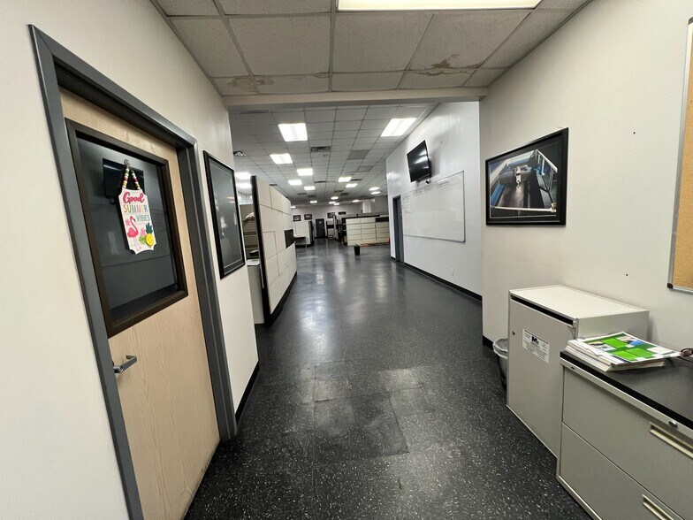 1200 Lawson Rd, Saginaw, TX à vendre - Photo intérieure – Image 2 sur 8