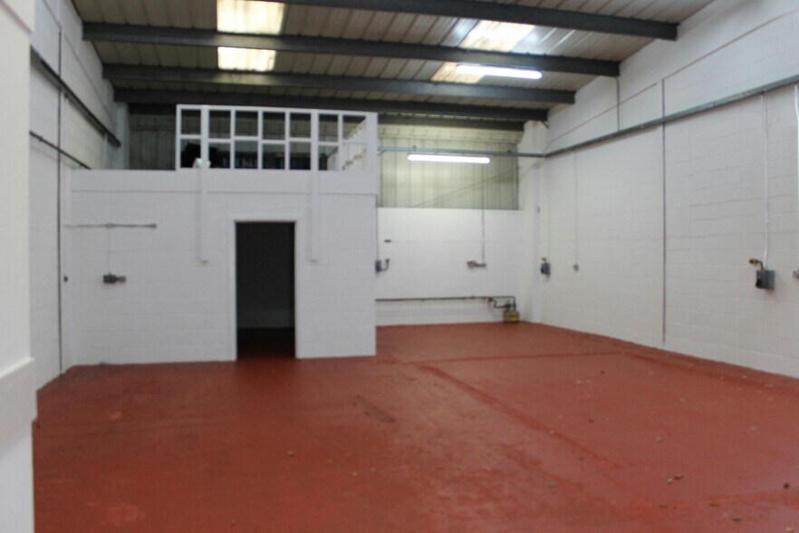 New Ashtree St, Wishaw à louer - Photo de l’immeuble – Image 2 sur 4
