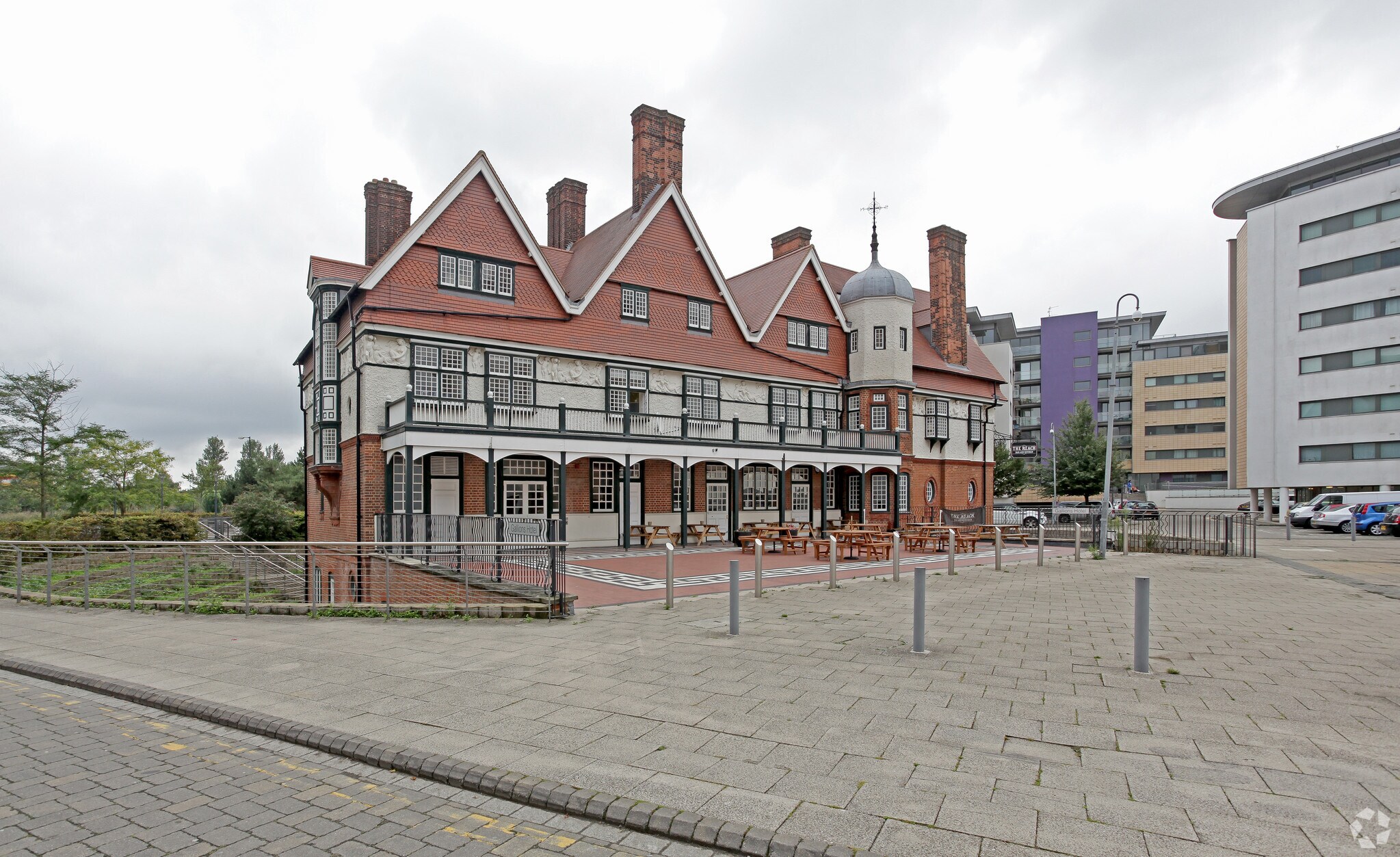 Gallions Rd, Londres à vendre Photo principale– Image 1 sur 38