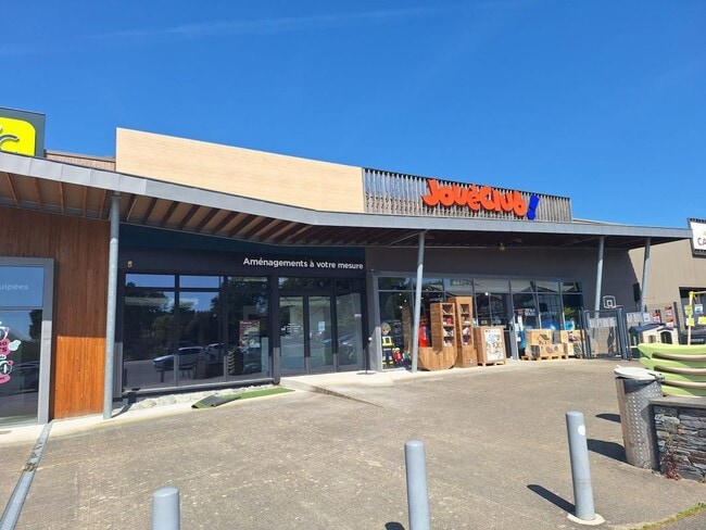 Plus de détails pour La Tibourgère, Les Herbiers - Local commercial à louer