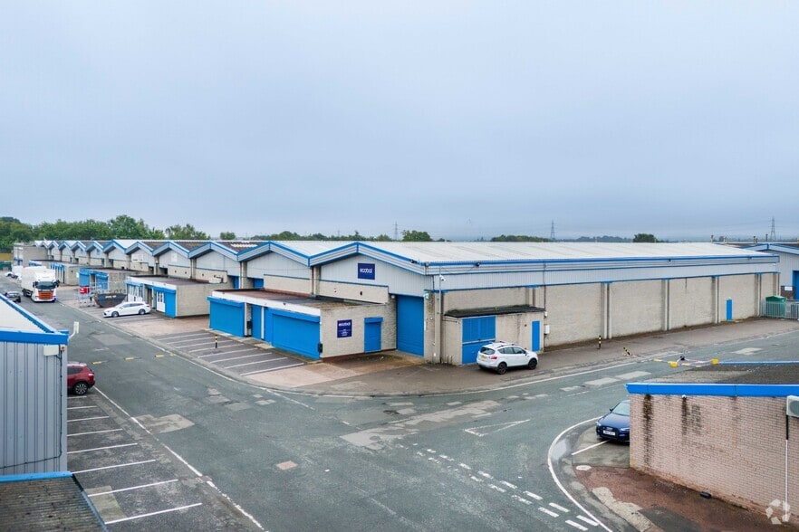 Bilston Rd, Wednesbury à louer - Photo principale – Image 1 sur 4