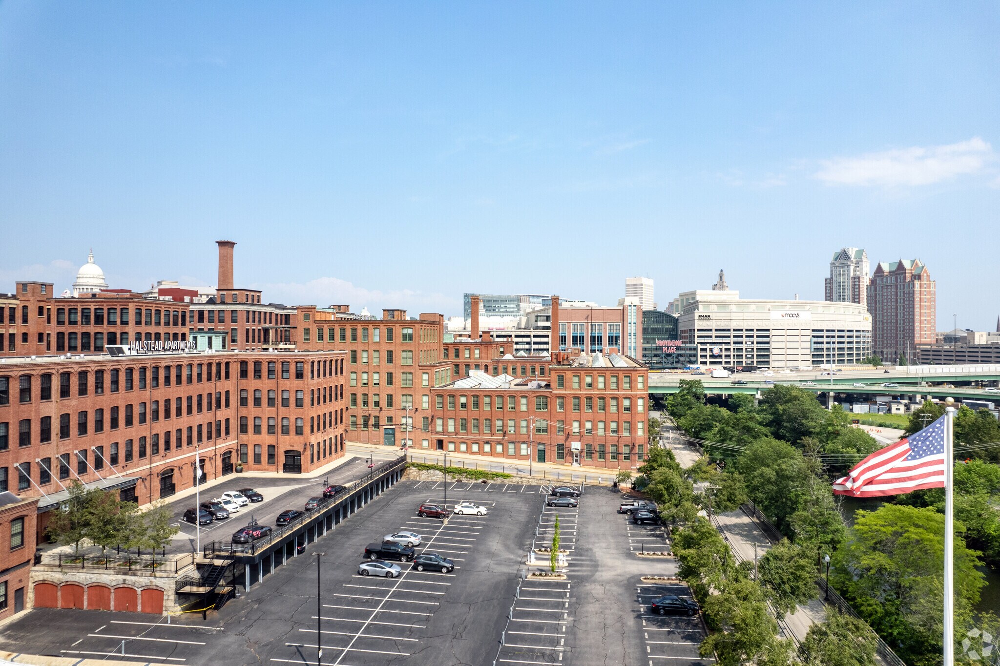 235 Promenade St, Providence, RI à louer Photo principale– Image 1 sur 27