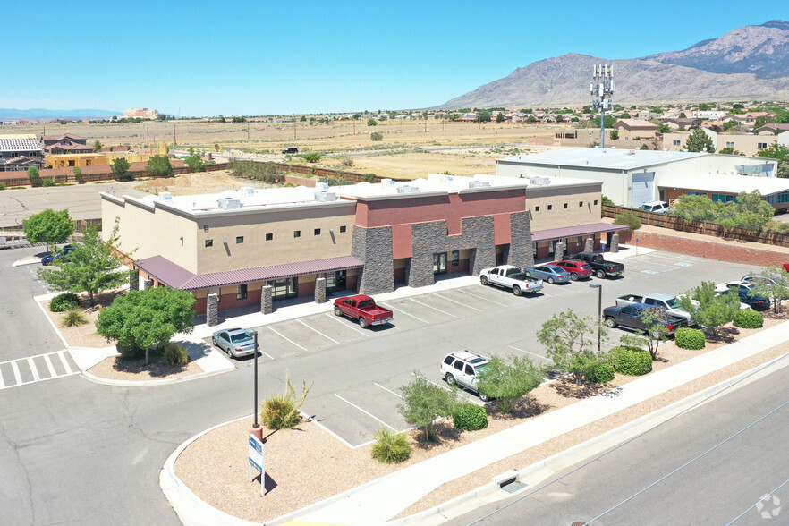 6501 Eagle Rock Ave NE, Albuquerque, NM à vendre - Photo principale – Image 1 sur 1
