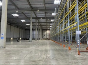 Industriel/Logistique dans Savigny-le-Temple à louer Photo intérieure– Image 2 sur 8