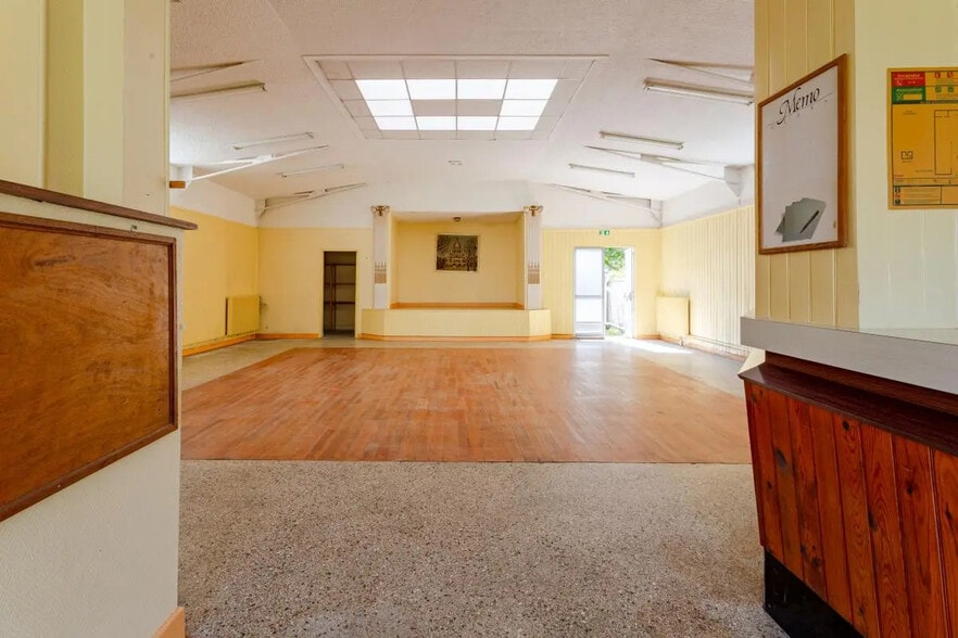 2 Rue Lucien Dauven, Luc-sur-Mer à vendre - Photo de l’immeuble – Image 2 sur 11
