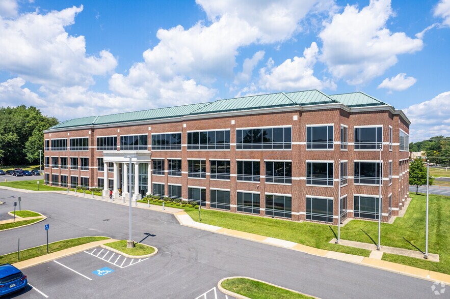 4250 Lancaster Pike, Wilmington, DE à louer - Photo principale – Image 1 sur 46