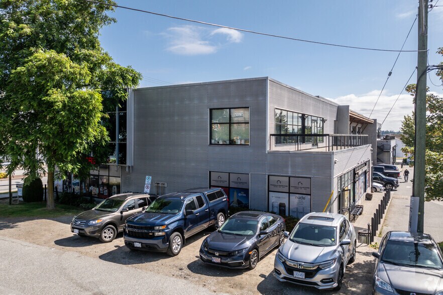 15388 24th Ave, Surrey, BC à louer - Photo de l’immeuble – Image 2 sur 3