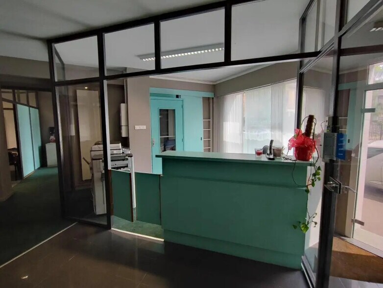 Bureau dans Lille à louer - Photo de l’immeuble – Image 3 sur 3