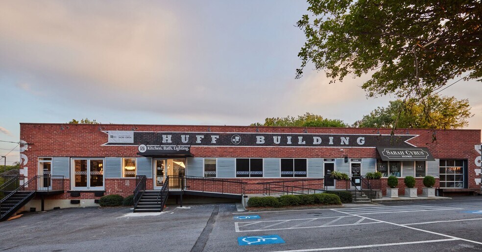 1190-1194 Huff Rd NW, Atlanta, GA à louer - Photo de l’immeuble – Image 2 sur 8