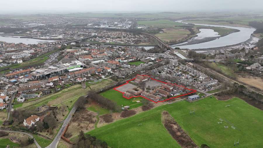 2 Lovaine Ter, Berwick Upon Tweed à vendre Photo de l’immeuble– Image 1 sur 4
